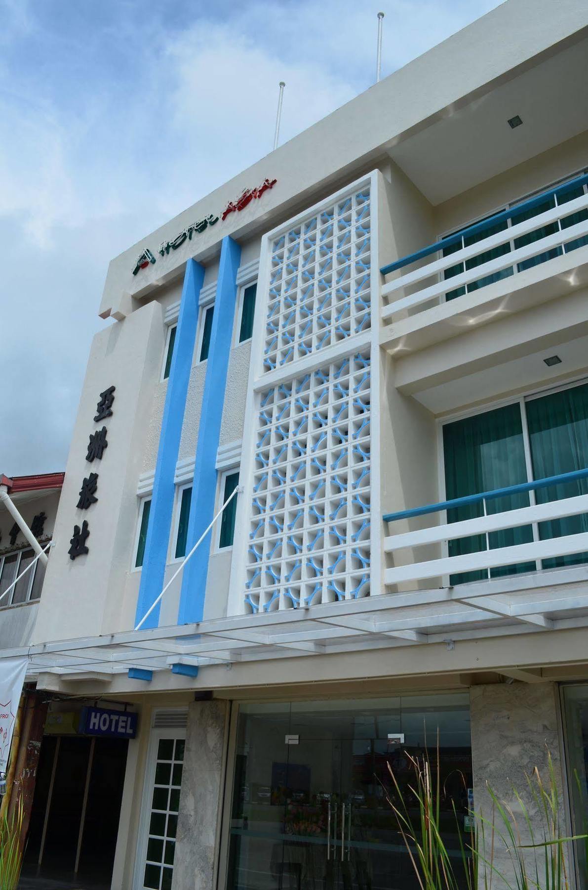 קואה Hotel Asia מראה חיצוני תמונה